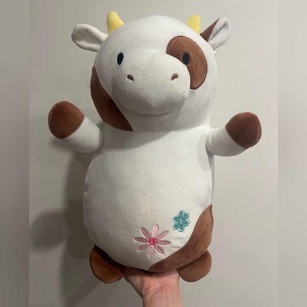 Squishmallows Dark Brown Drella Cow Hugmee 14’’